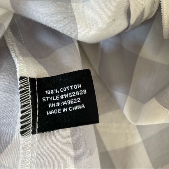 Walter Baker Lauren Top Grey Gingham Trumpet Sleeve NWT S - Picture 9 of 12
